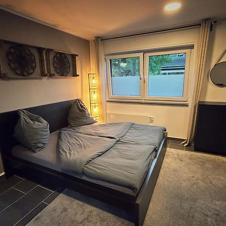 קרפלד Cosy Bungalow-Apartment In Ruhiger Toplage - Naehe Duesseldorf מראה חיצוני תמונה